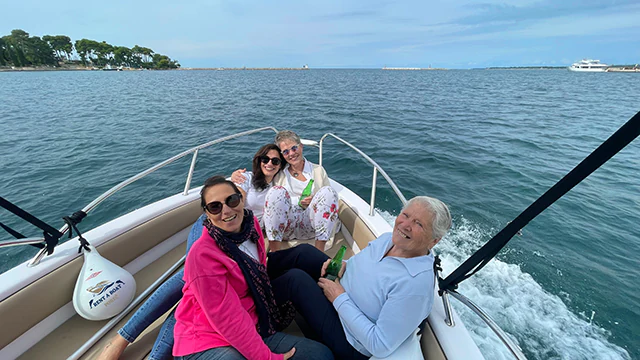 Rent A Boat Poreč - TOUR SPORT ACQUATICI DI POREČ